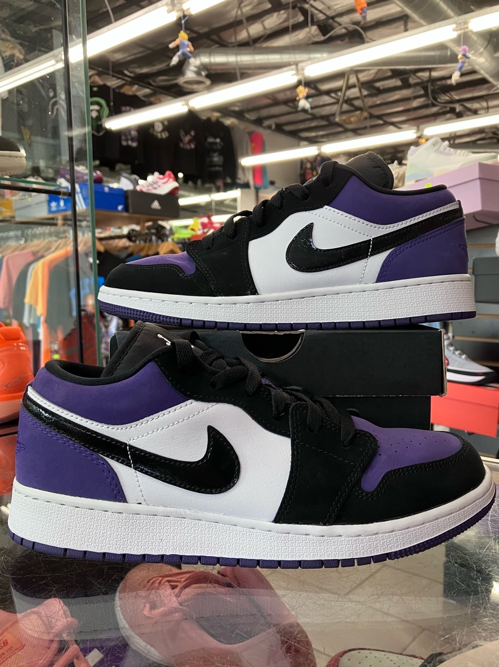 Women’s Air Jordan 1 Low Court Purple Size 8.5